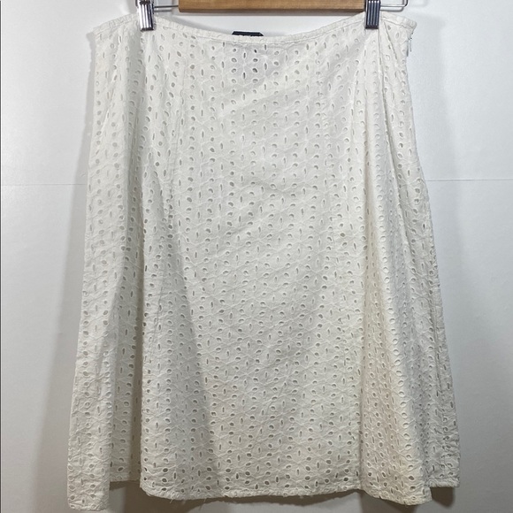 100% Cotton White Eyelet Lace A-Line Midi Skirt - Picture 1 of 7